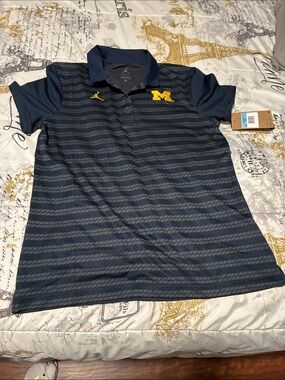 Jordan women’s Navy Polo with Maize 'M' Logo